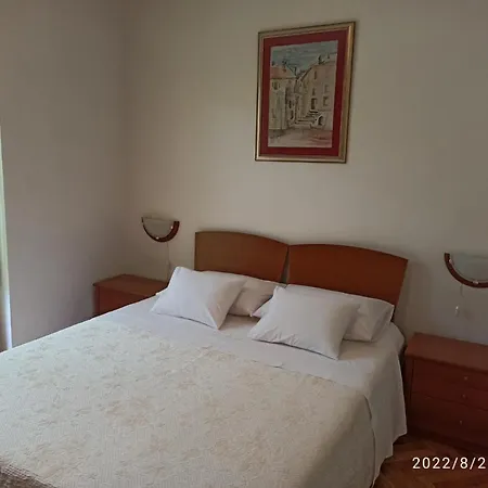 Frane Krk Apartamento *