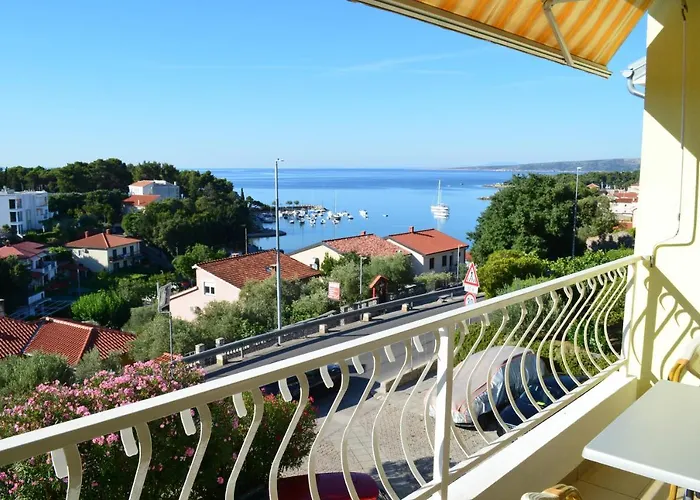Апартаменты Frane Krk With Free Parking Place Крк