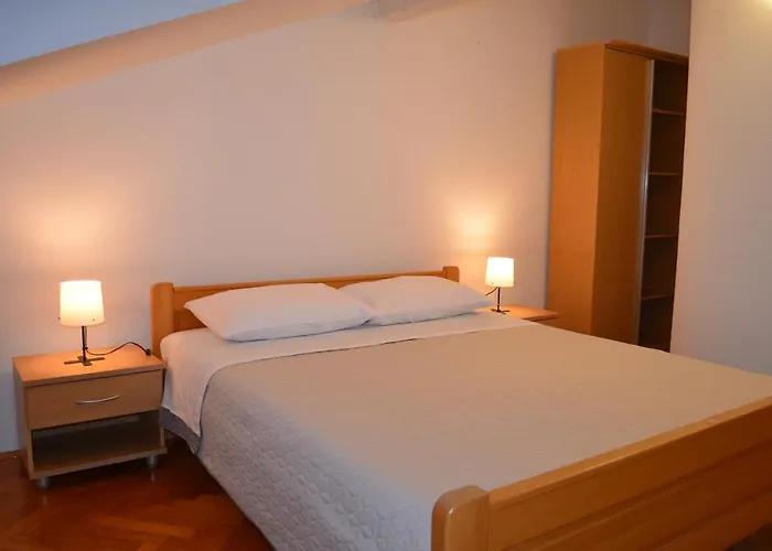 Frane Krk With Free Parking Place Апартаменты *