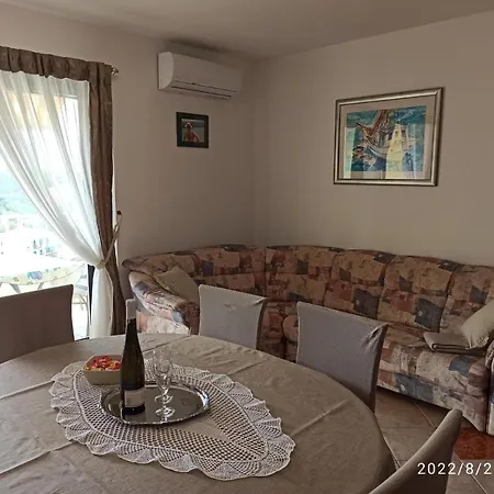 Apartment Frane Krk With Free Parking Place