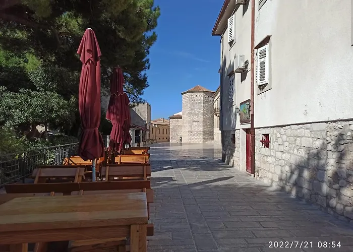 Frane Krk With Free Parking Place Daire *