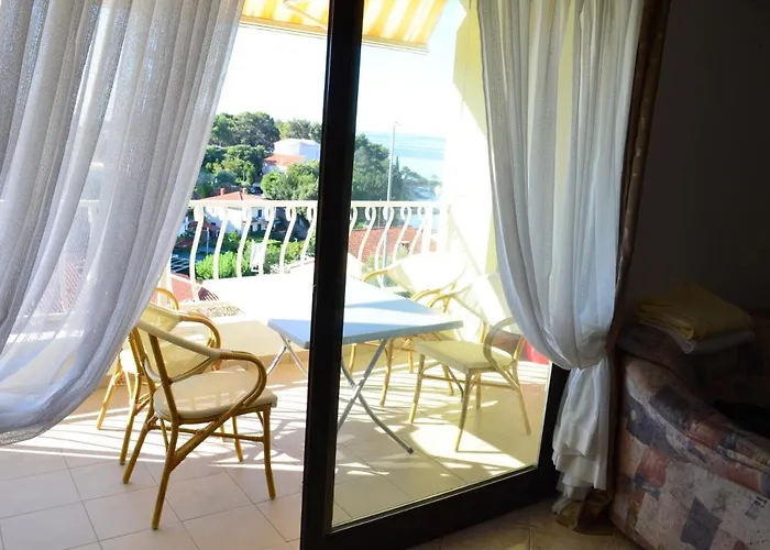 Frane Krk With Free Parking Place Daire Krk Town