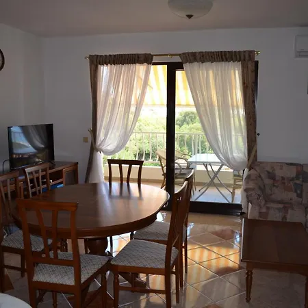 Frane Krk With Free Parking Place Διαμέρισμα Krk Town